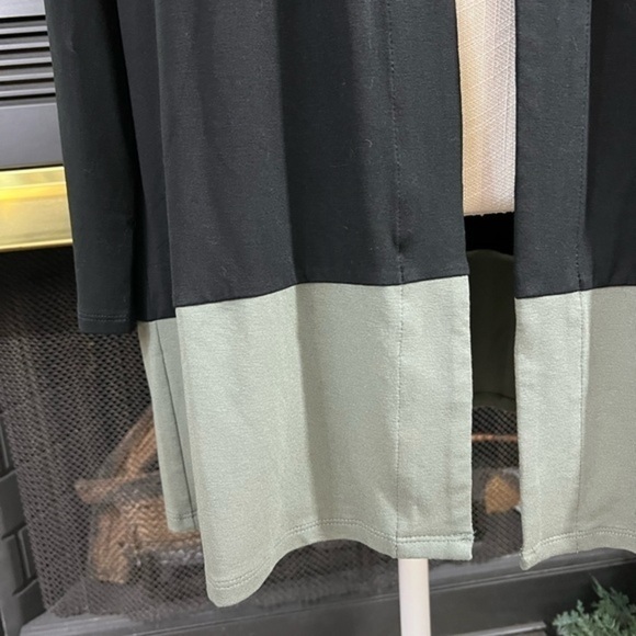 J. Jill Color Block Open Flowy Cardigan - Picture 3 of 12